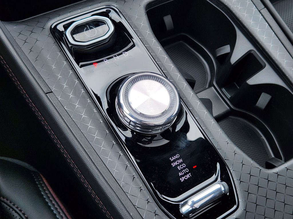 2025 Jeep Wagoneer S Launch Edition - Photo 29