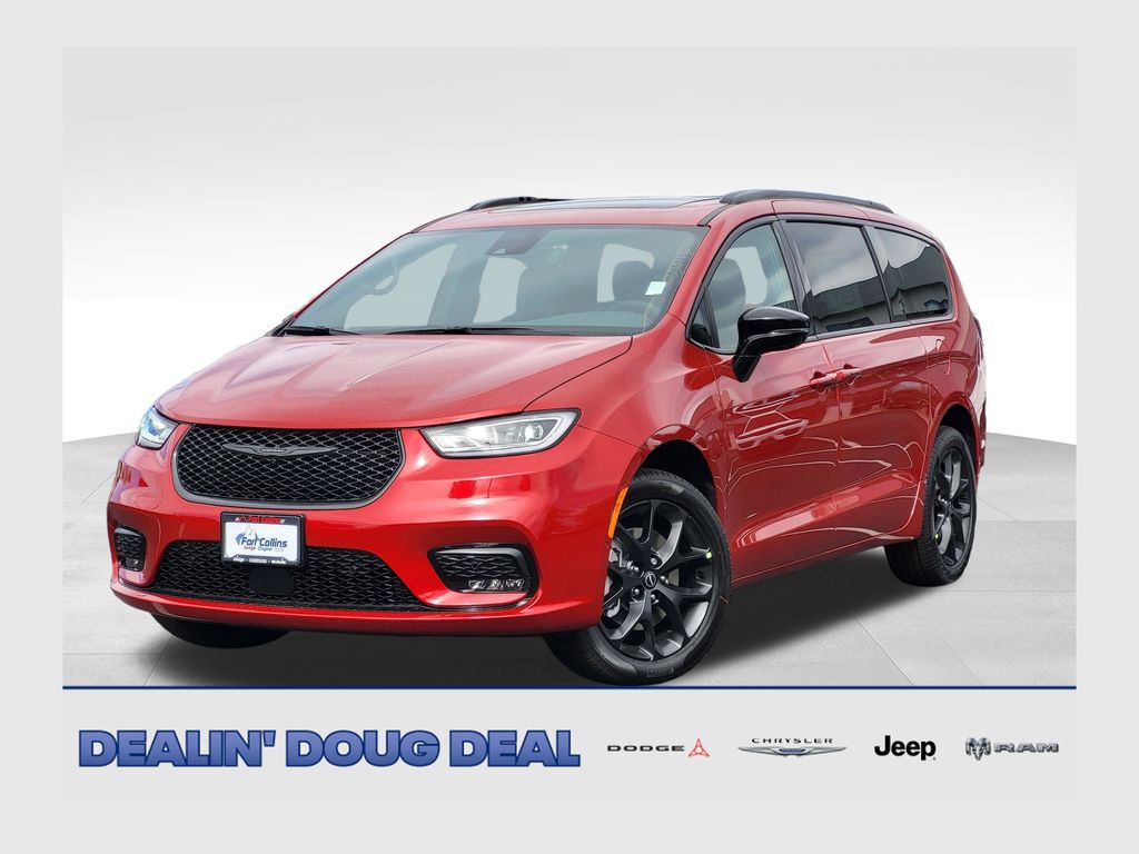 2026 Chrysler Pacifica Limited AWD's photo