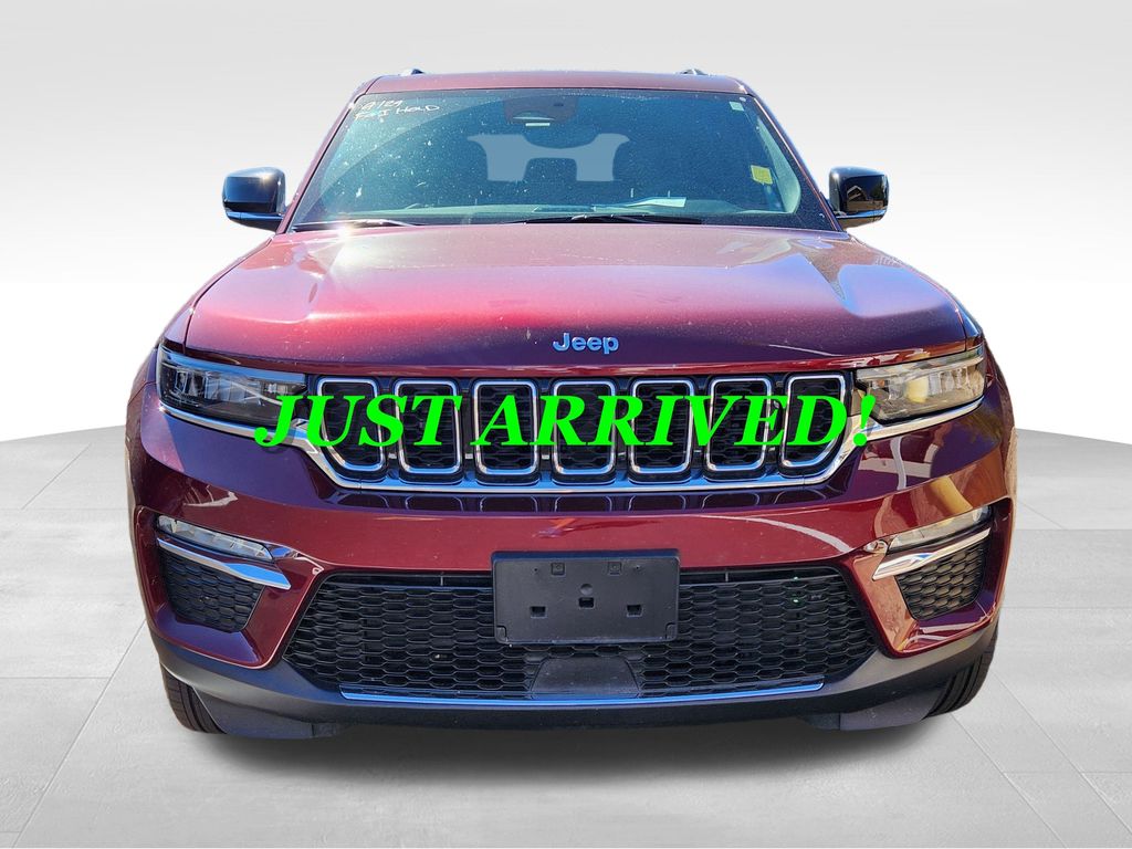 2024 Jeep Cherokee Limited 4xe photo 2