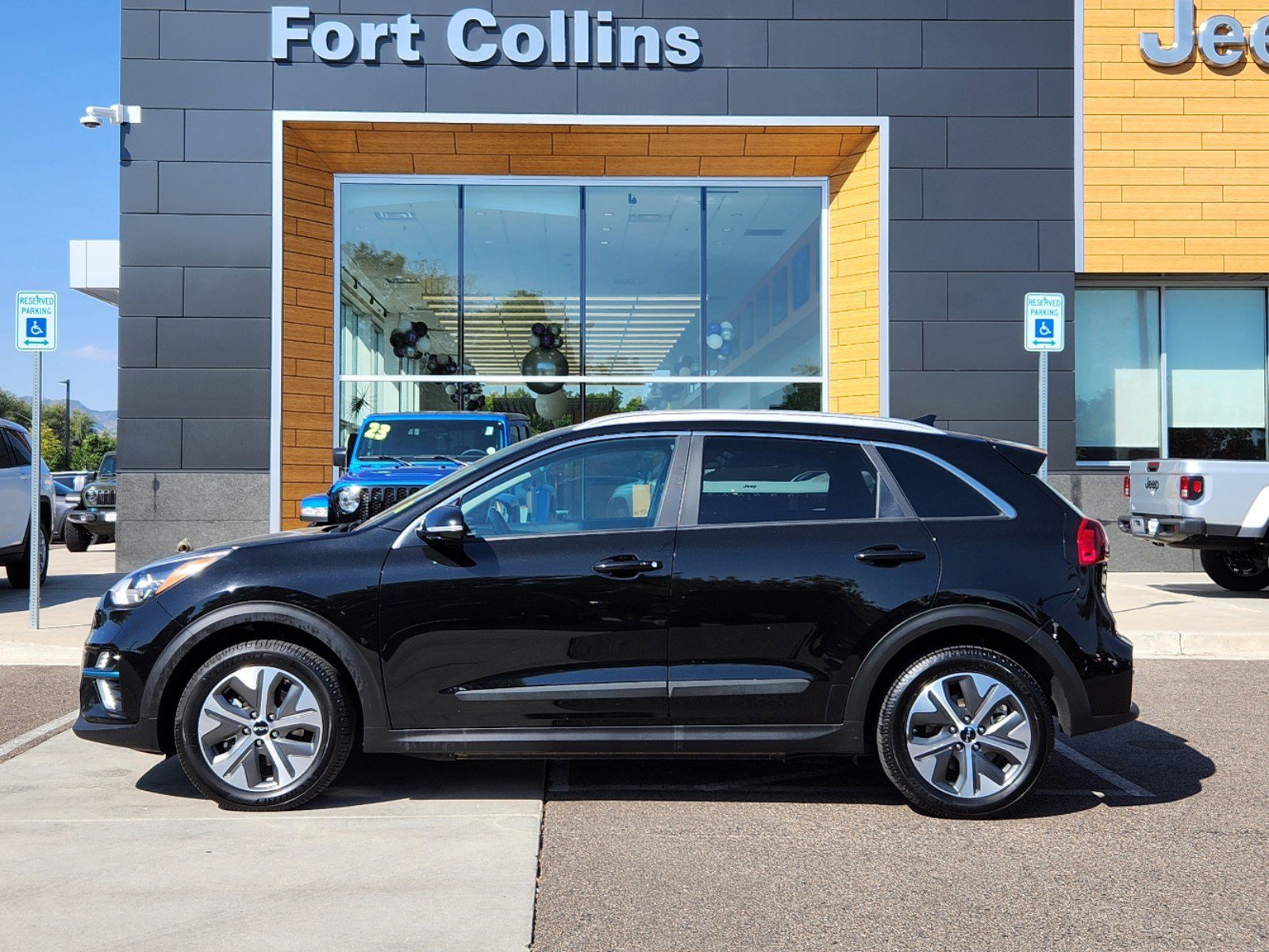 Used 2022 Kia Niro EX with VIN KNDCC3LG0N5144317 for sale in Fort Collins, CO