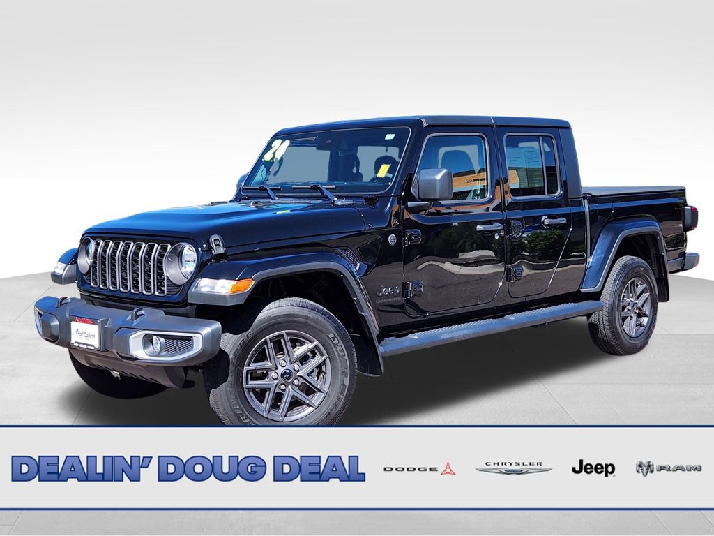 2024 Jeep Gladiator Sport S's photo