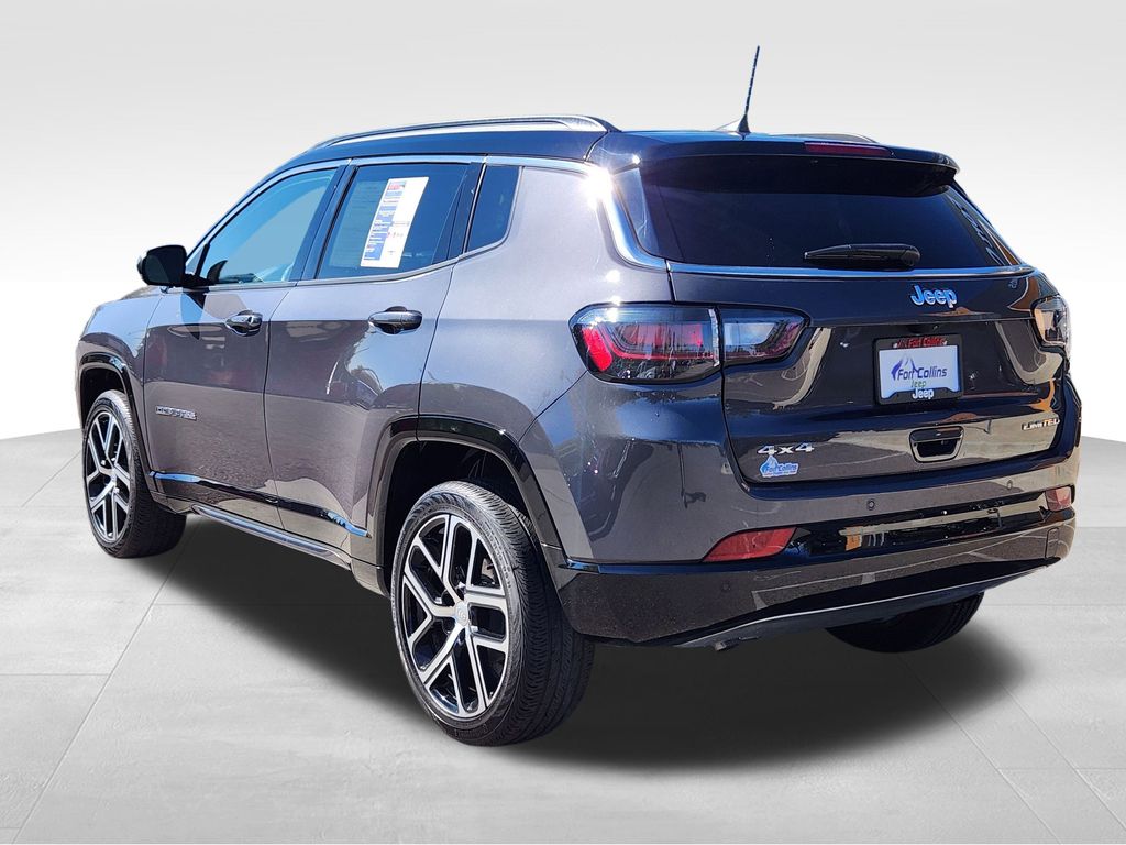 2024 Jeep Compass Limited photo 3