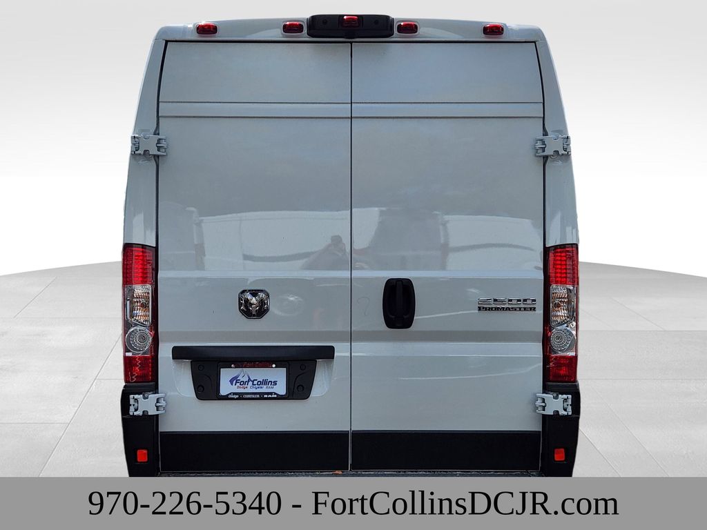 2025 Ram ProMaster 2500 photo 3