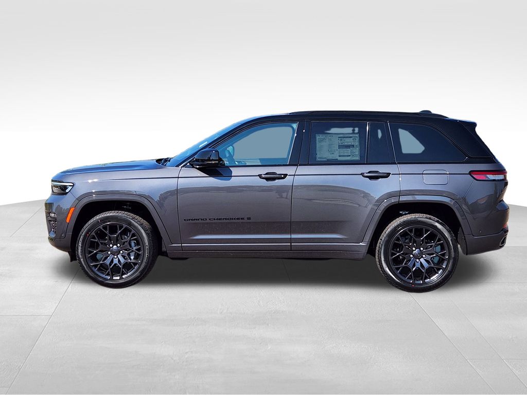 2025 Jeep Grand Cherokee Summit photo 2