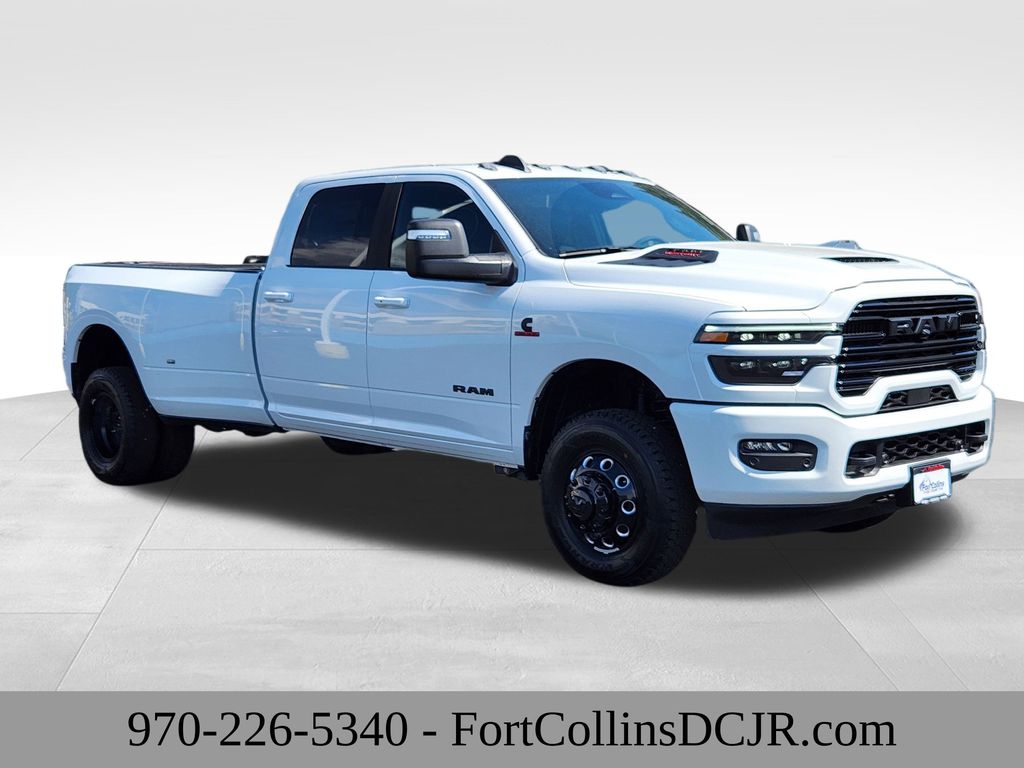 2025 Ram 3500 Laramie photo 4