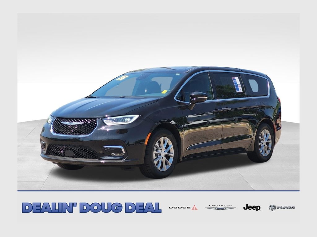 Used 2026 Chrysler Pacifica Limited Van Passenger Van
