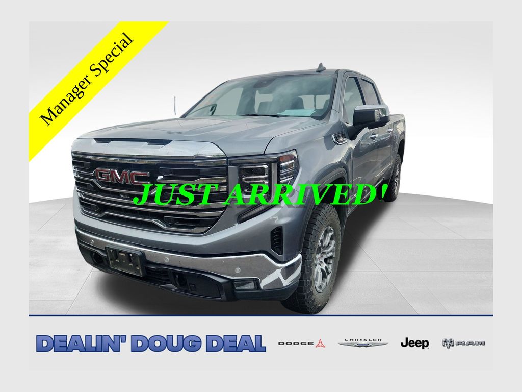 2023 GMC Sierra 4WD Crew Cab Short Box SLT's photo