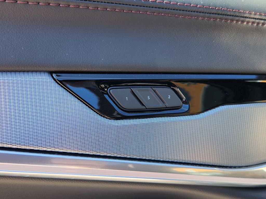 2025 Jeep Wagoneer S Launch Edition - Photo 29