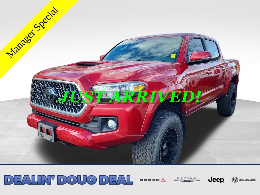 2018 Toyota Tacoma TRD Sport's photo