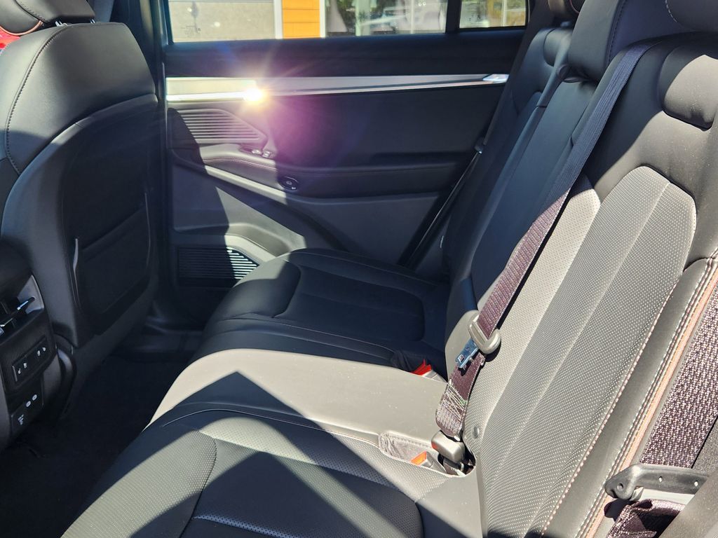 2025 Jeep Wagoneer S Launch Edition - Photo 10
