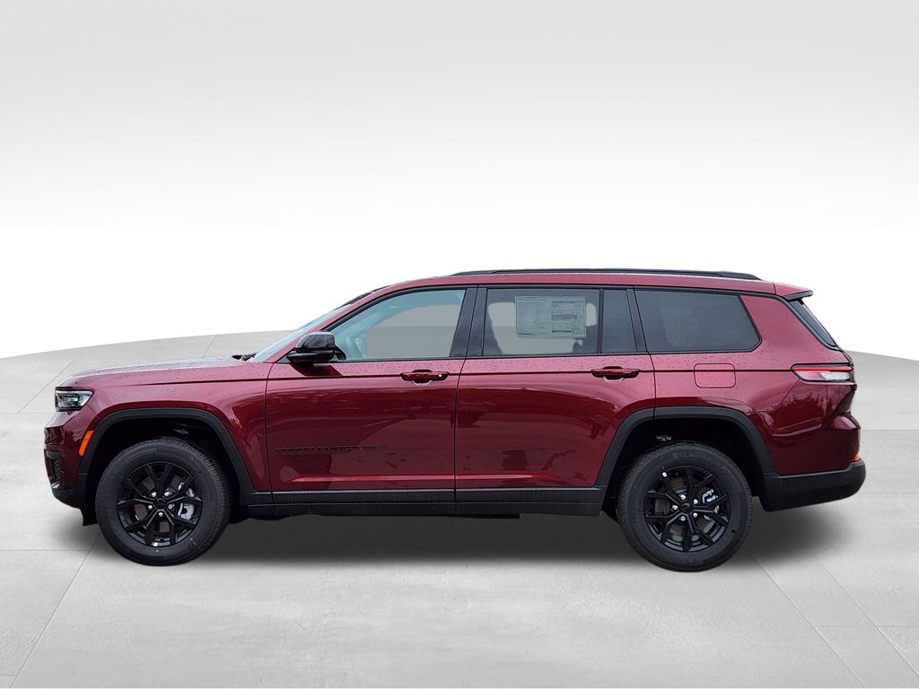 2025 Jeep Grand Cherokee Altitude photo 2