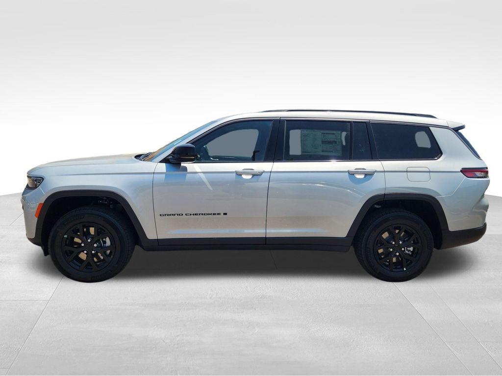 New 2026 Jeep Grand Cherokee L Laredo Sport Utility