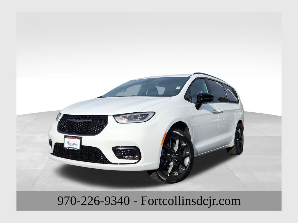 New 2026 Chrysler Pacifica Select Passenger Van