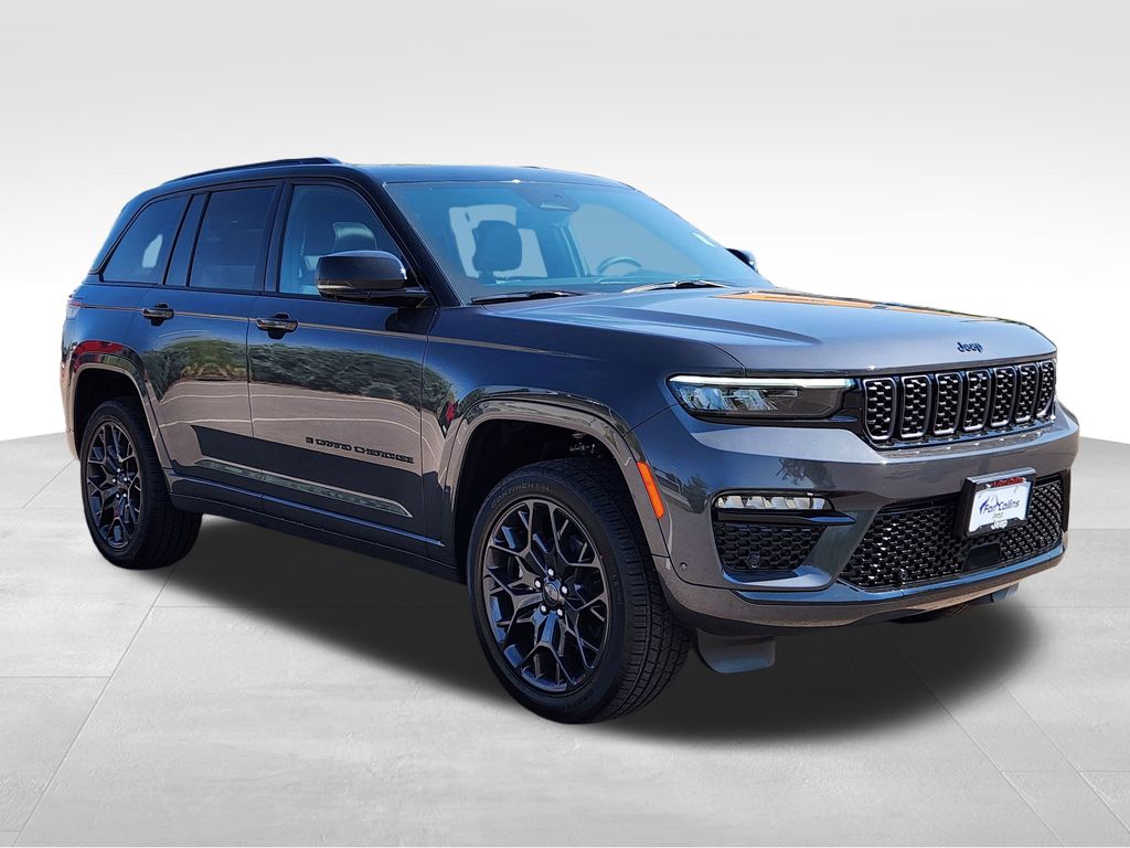 2025 Jeep Grand Cherokee Summit photo 4