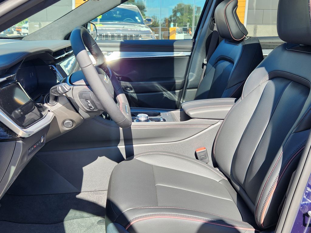 2025 Jeep Wagoneer S Launch Edition - Photo 8
