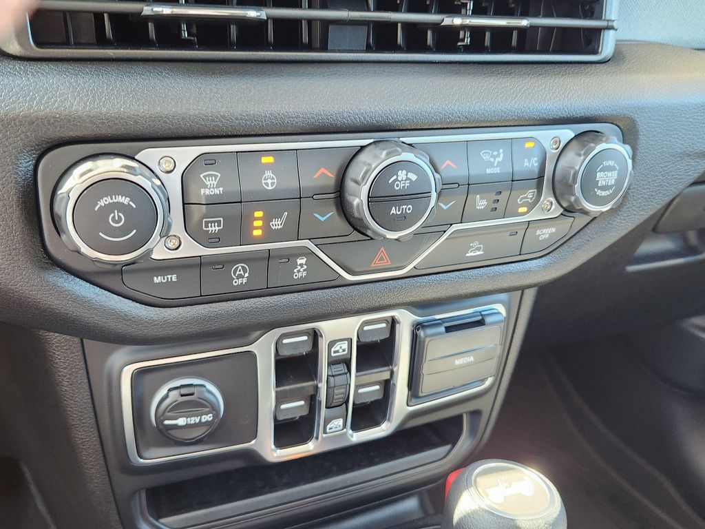 2025 Jeep Wrangler 4-Door Sport S - Photo 24