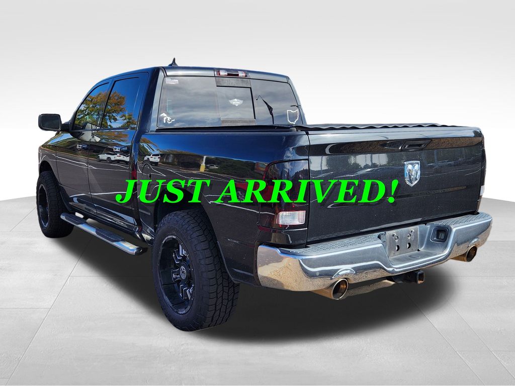 2015 Ram 1500 Big Horn photo 3