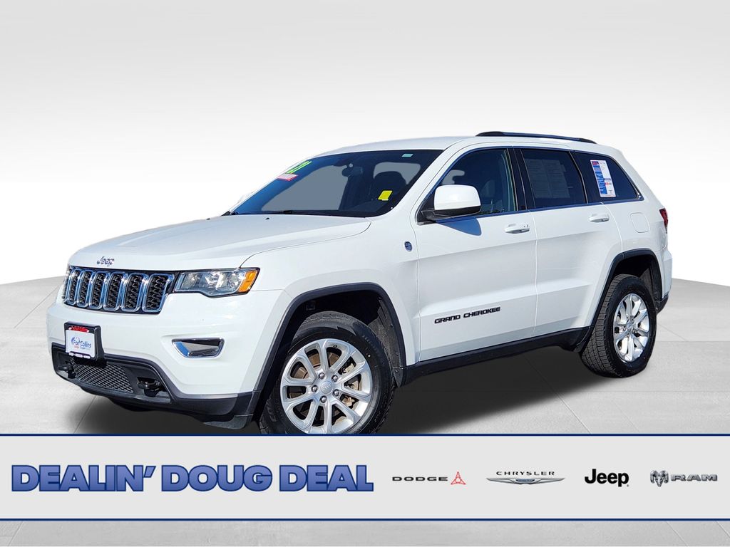 2021 Jeep Grand Cherokee Laredo E's photo