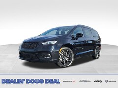 2026 Chrysler Pacifica Limited Passenger Van