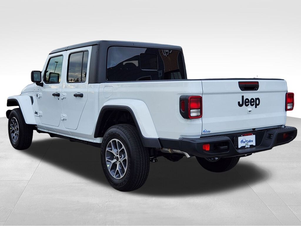 New 2025 Jeep Gladiator Sport Pickup