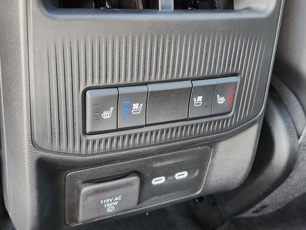 2025 Jeep Wagoneer S Launch Edition - Photo 11