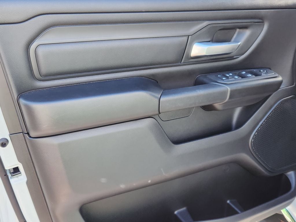 2025 RAM 1500 Tradesman - Photo 6