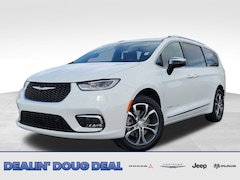 2026 Chrysler Pacifica Pinnacle Passenger Van