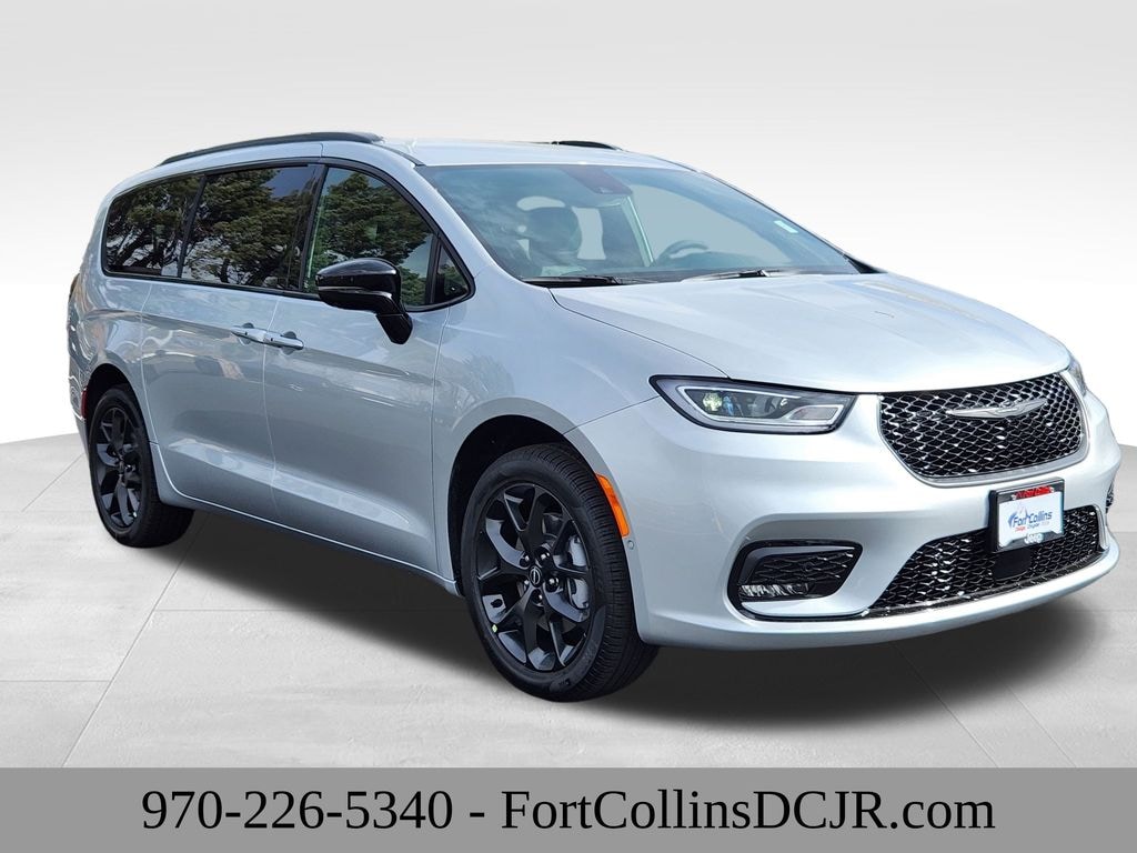 New 2026 Chrysler Pacifica Select Passenger Van