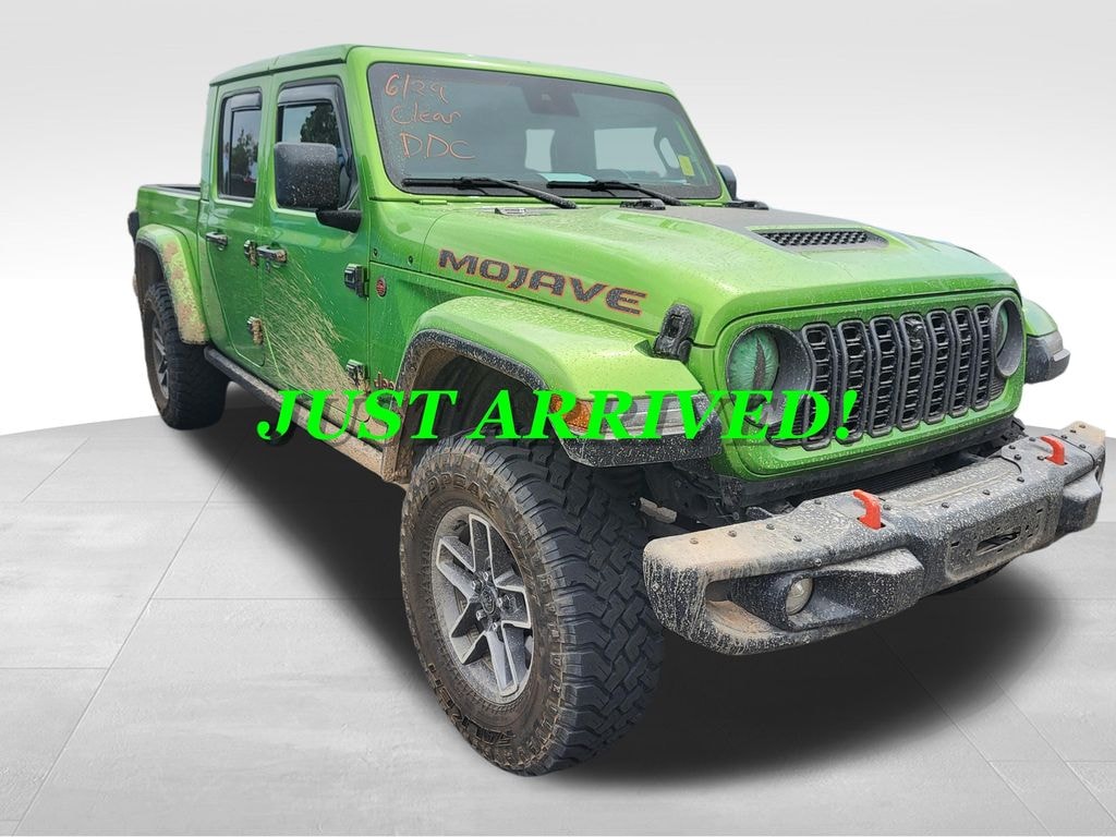 Used 2025 Jeep Gladiator Mojave Truck Crew Cab