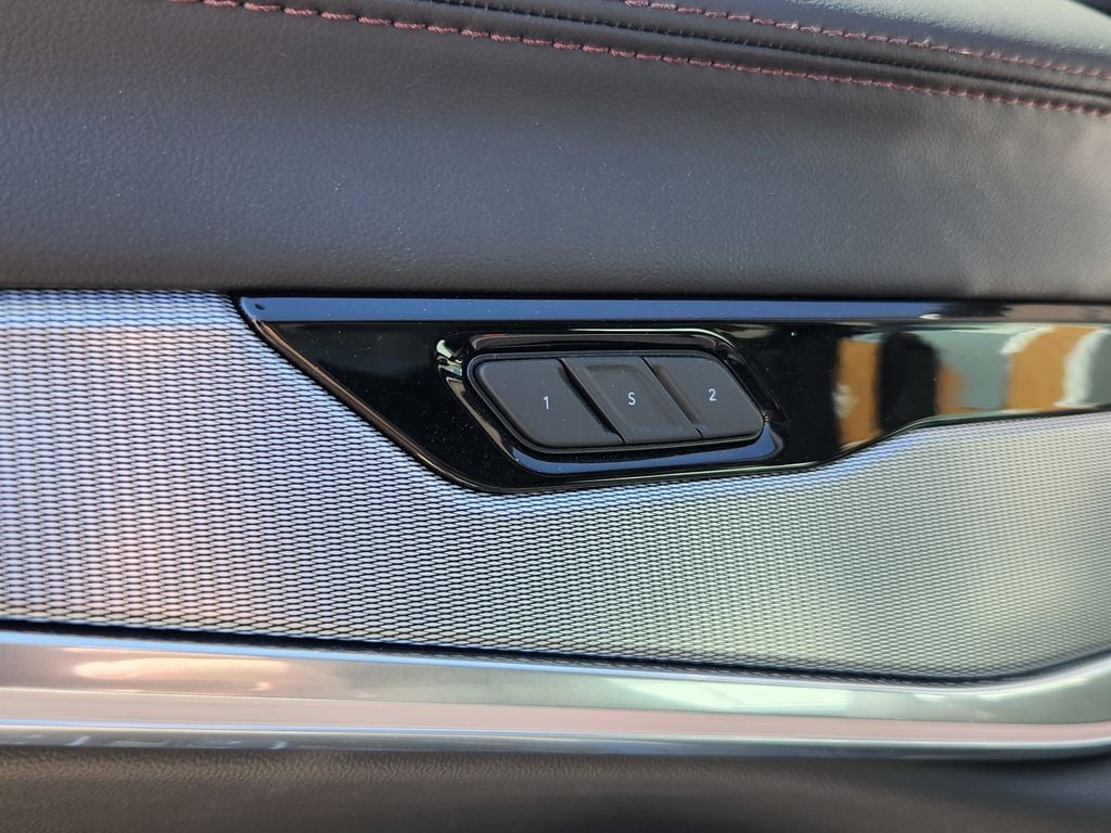 2025 Jeep Wagoneer S Launch Edition - Photo 30