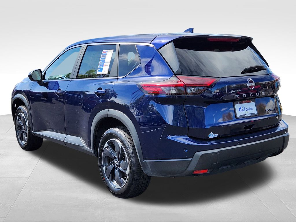 2024 Nissan Rogue SV photo 3