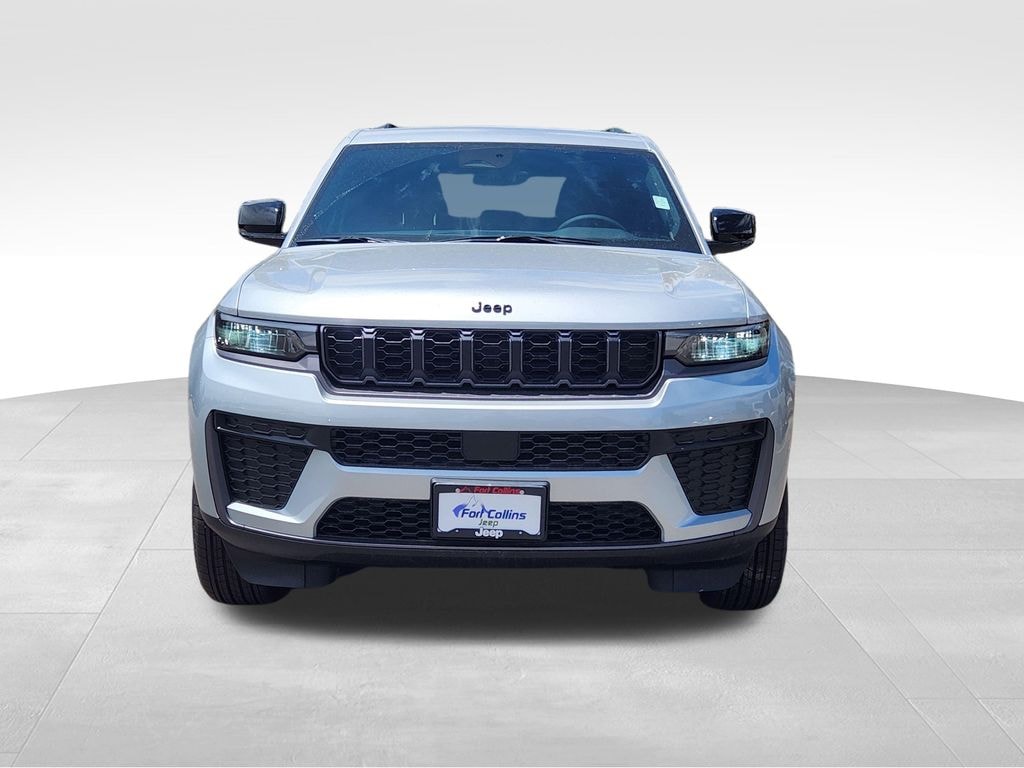New 2026 Jeep Grand Cherokee Laredo Sport Utility