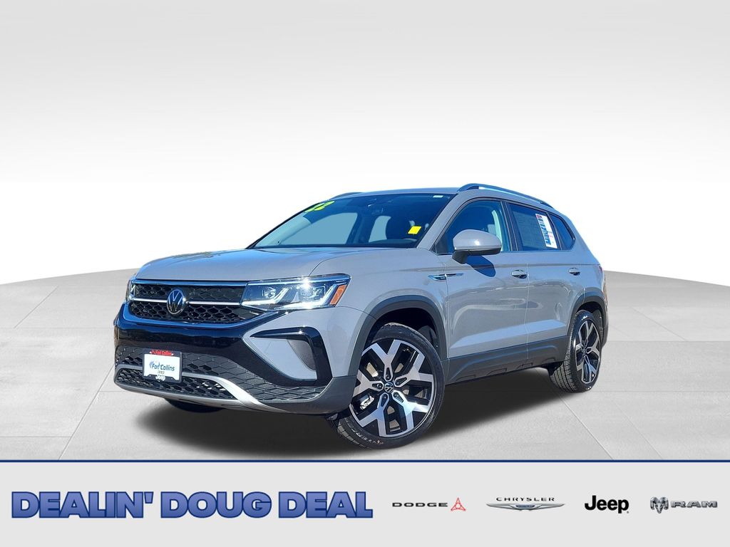 2022 Volkswagen Taos SEL's photo
