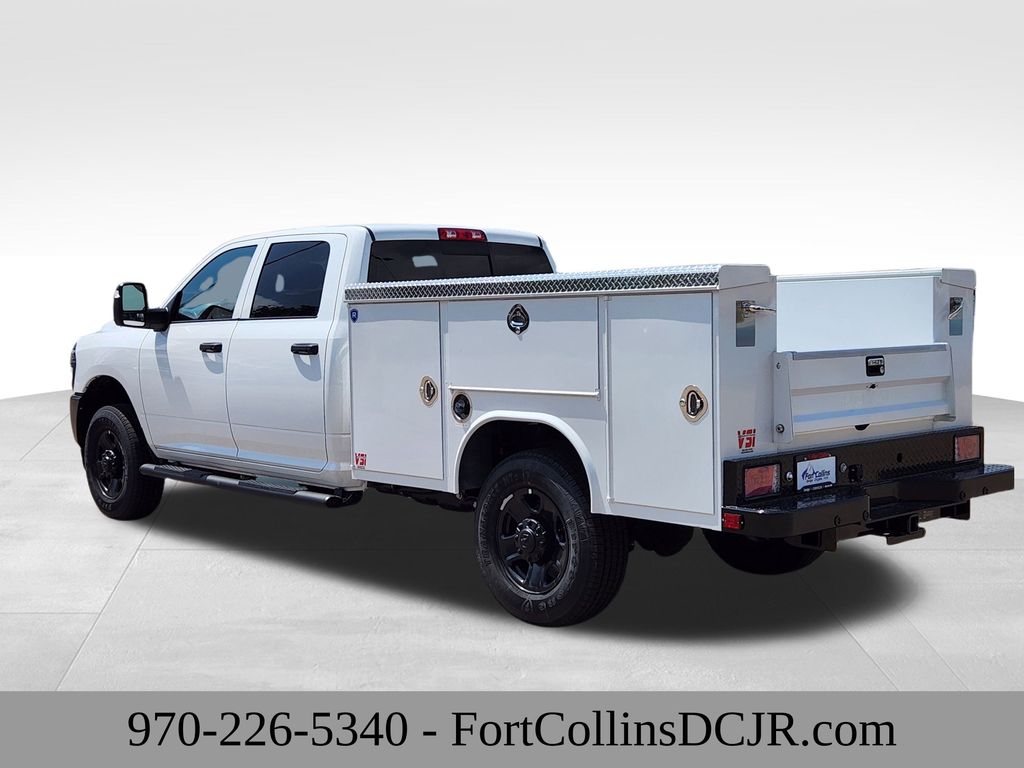 2025 Ram 3500 Tradesman photo 3