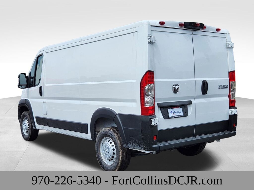 New 2025 Ram ProMaster PROMASTER 1500 TRADESMAN CARGO VAN LOW ROOF 136' W Cargo Van
