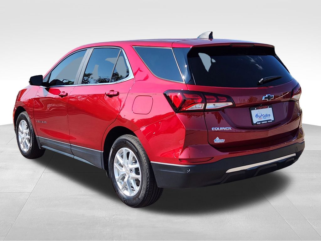 2024 Chevrolet Equinox LT photo 3