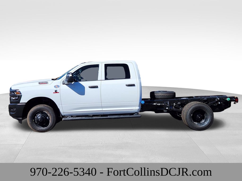 2026 Ram 3500 Tradesman Big Horn photo 2