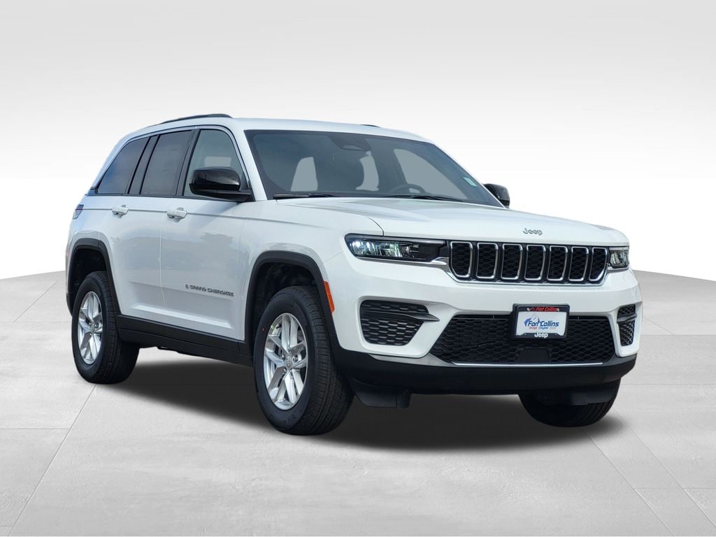 New 2026 Jeep Grand Cherokee Laredo Sport Utility