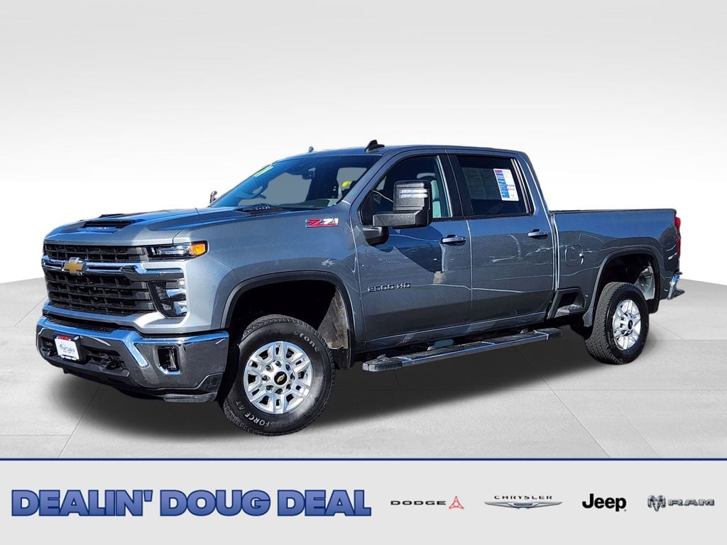 2024 Chevrolet Silverado 2500HD LT's photo
