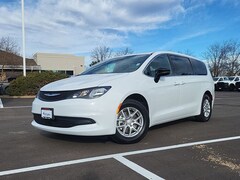 2026 Chrysler Voyager LX Minivan/Van