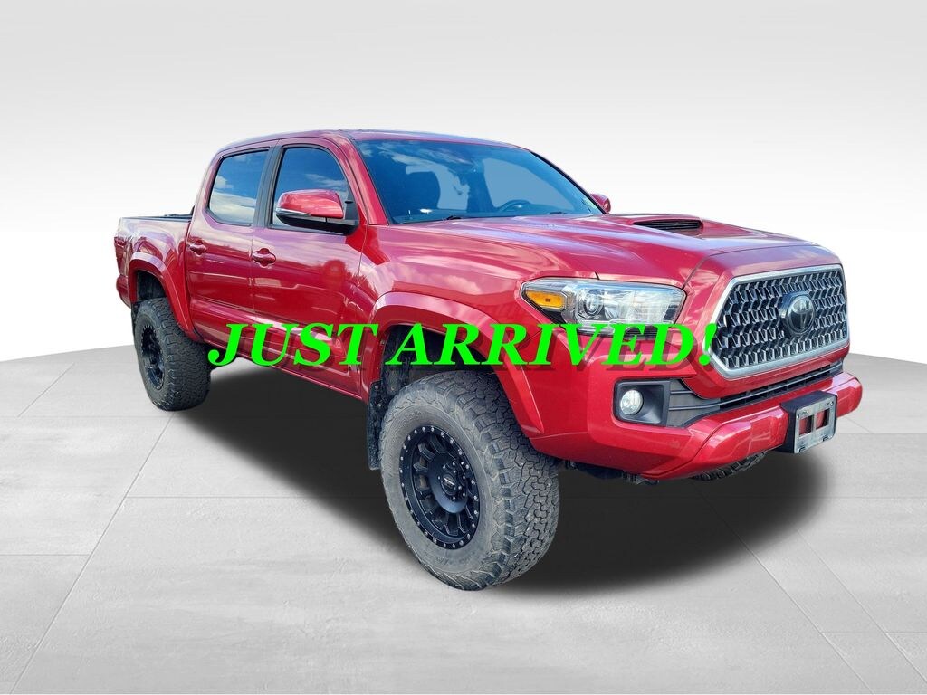 Used 2018 Toyota Tacoma Truck