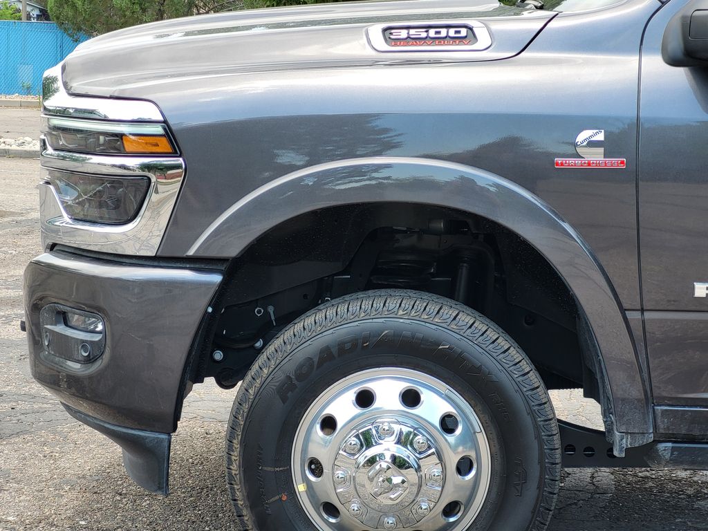 2026 RAM 3500 Limited/Longhorn - Photo 9