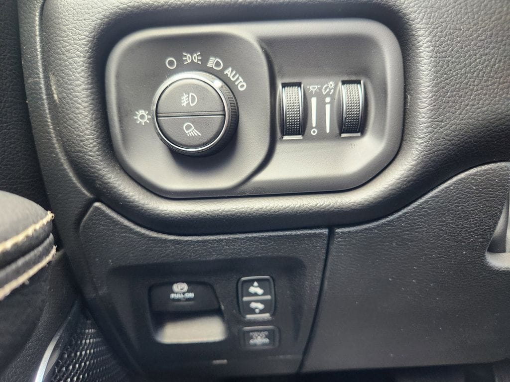 2026 RAM 1500 Laramie - Photo 28