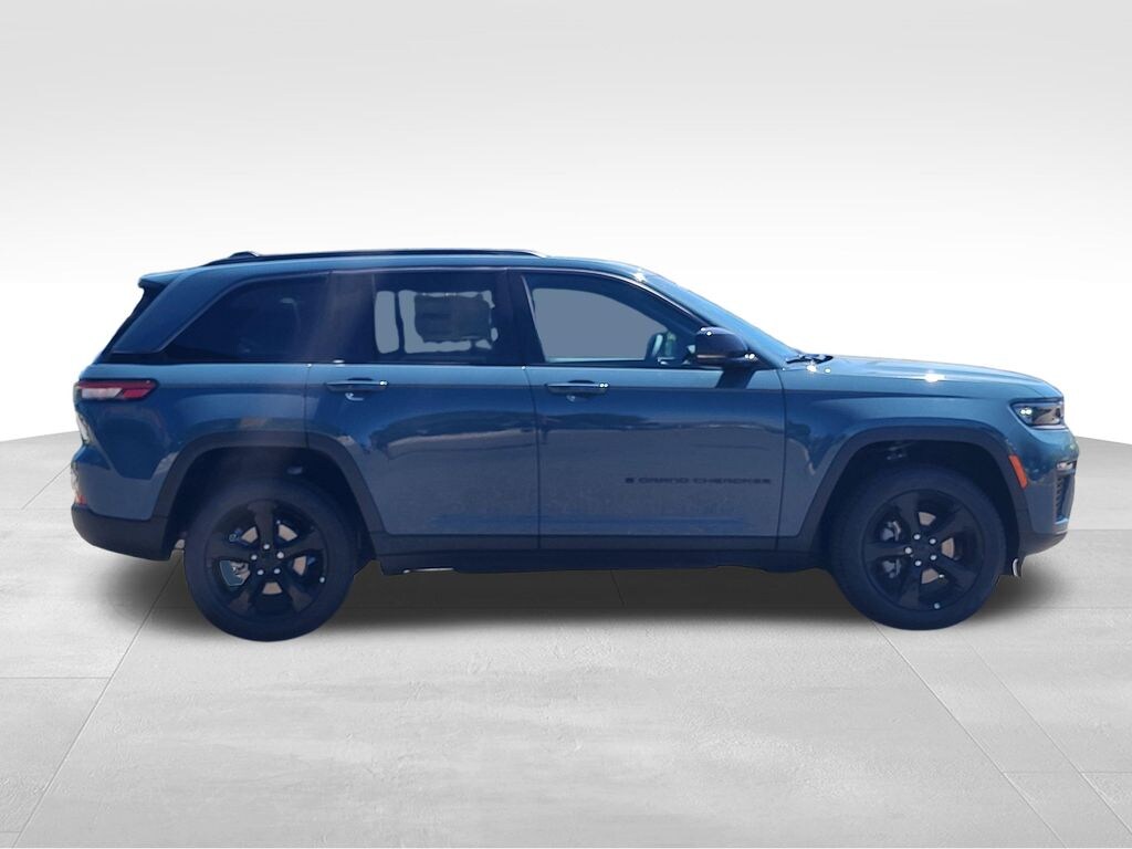 New 2026 Jeep Grand Cherokee Limited SUV