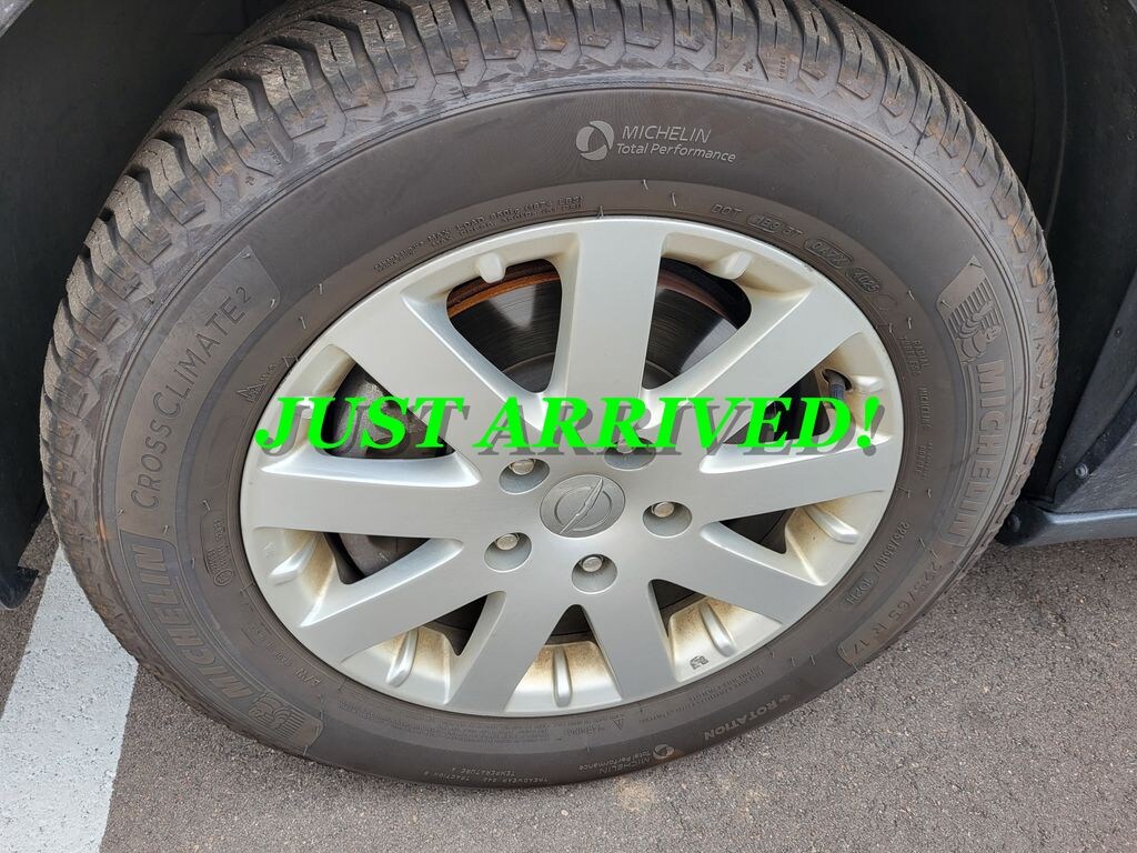 Used 2016 Chrysler Town & Country Touring Minivan/Van