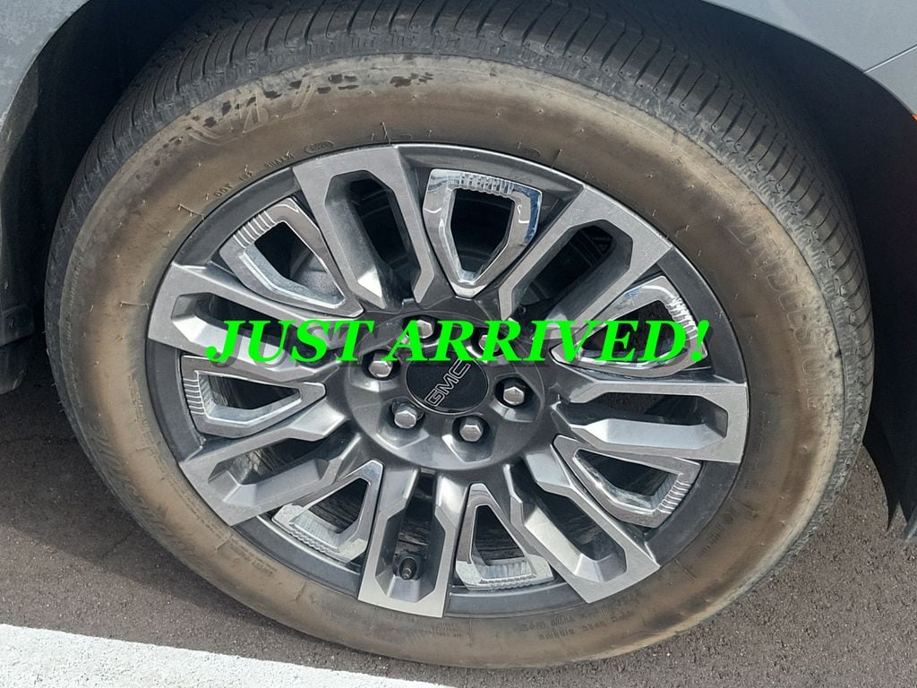 Used 2024 GMC Yukon XL Denali Ultimate SUV