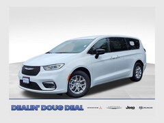 2026 Chrysler Pacifica Select Minivan/Van