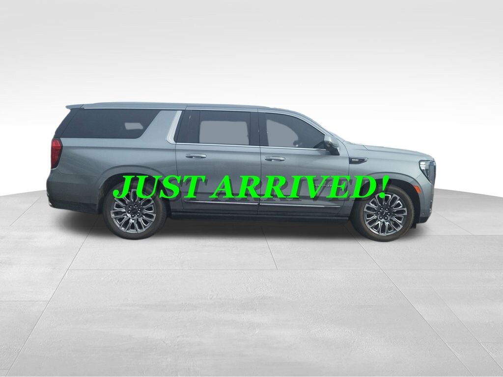 Used 2024 GMC Yukon XL Denali Ultimate SUV