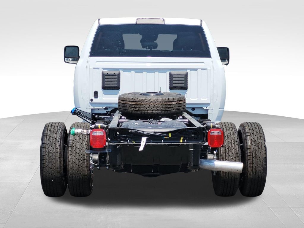 New 2026 Ram 3500 Tradesman Cab/Chassis