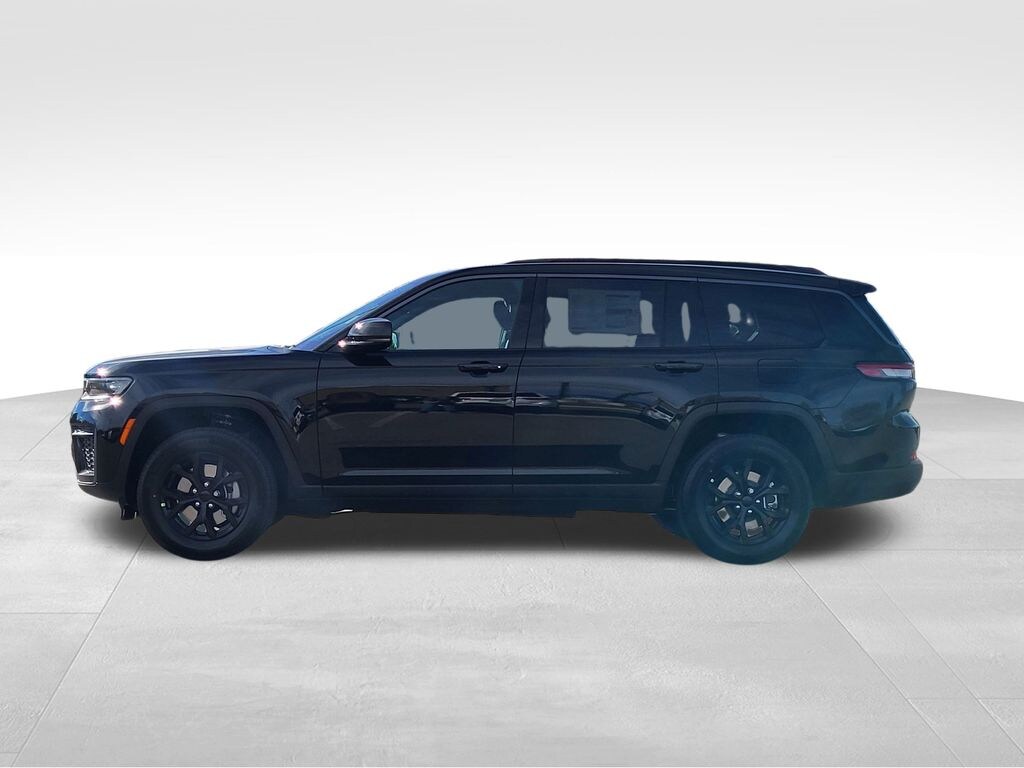 New 2026 Jeep Grand Cherokee L Laredo SUV